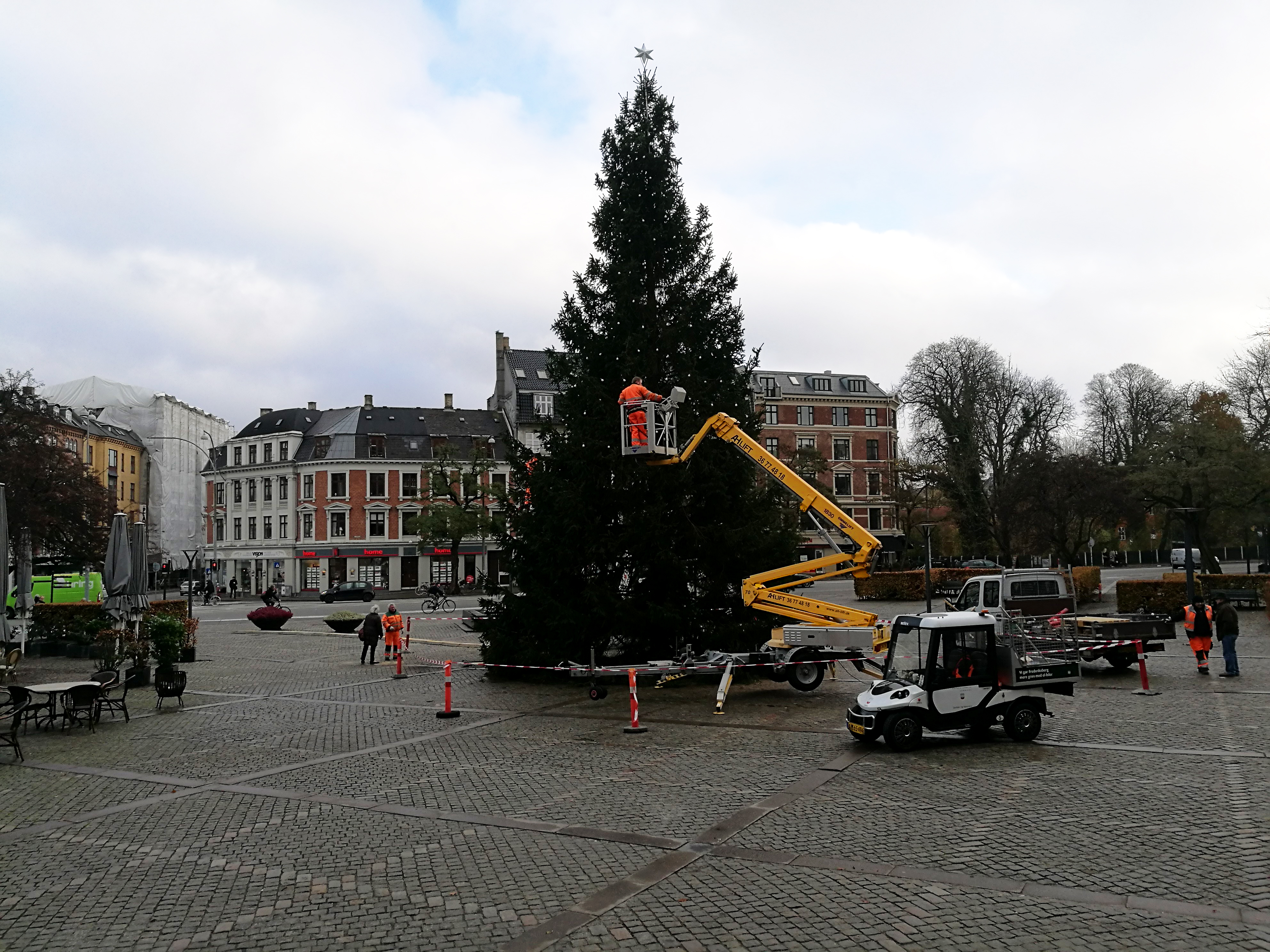 Frederiksberg pynt af juletræ