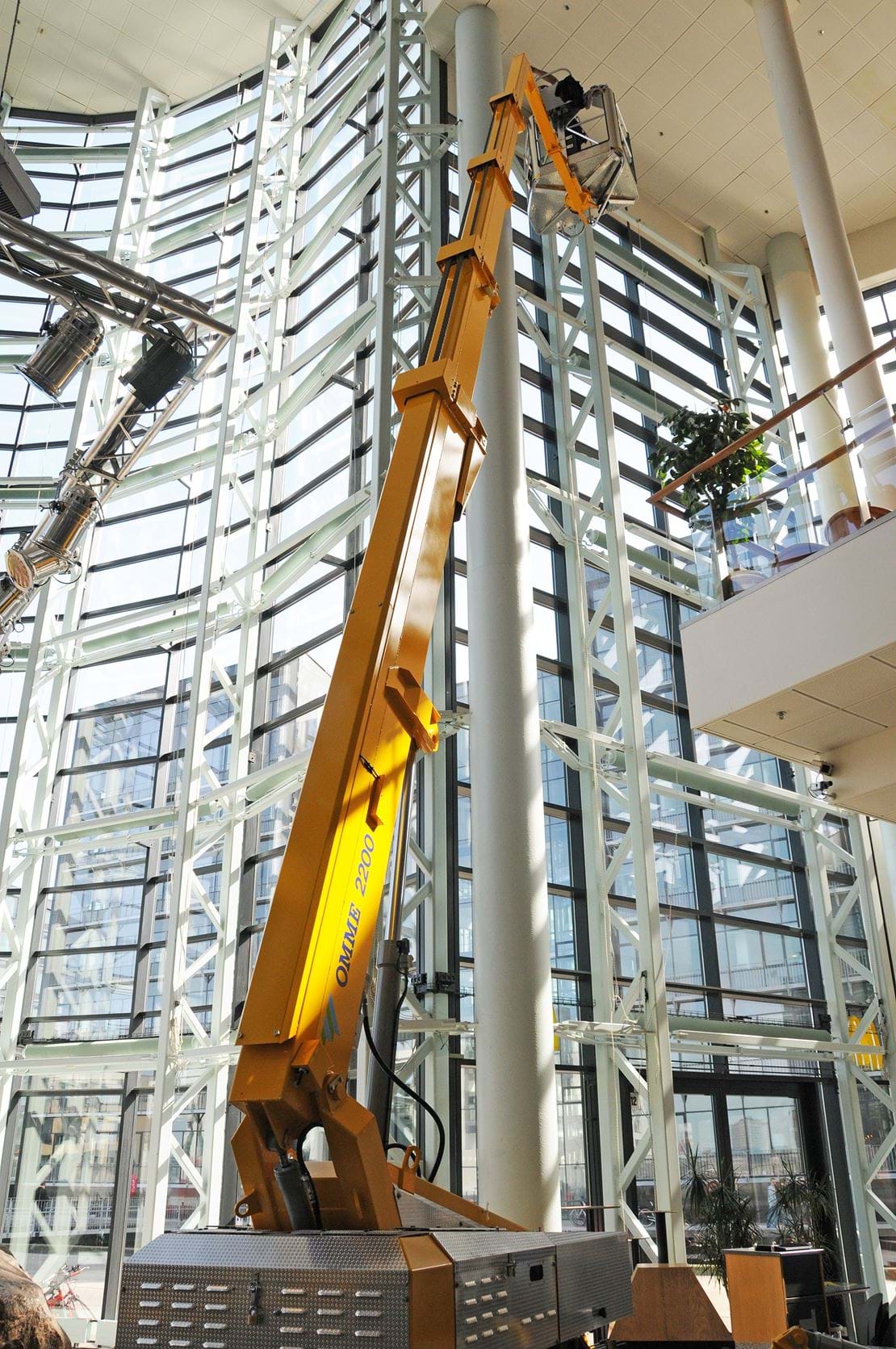 Denmark 3 Ommelift 2200 R atrium.jpg