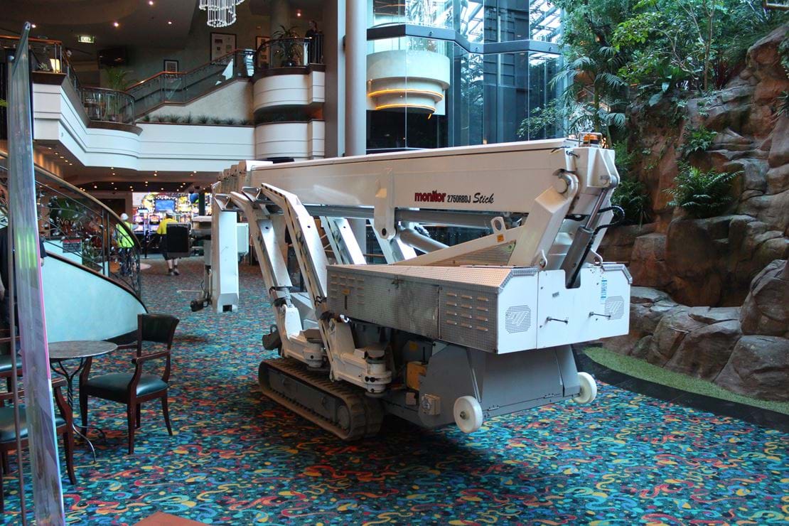 Australia 2 Ommelift 2750 RJ casino.JPG