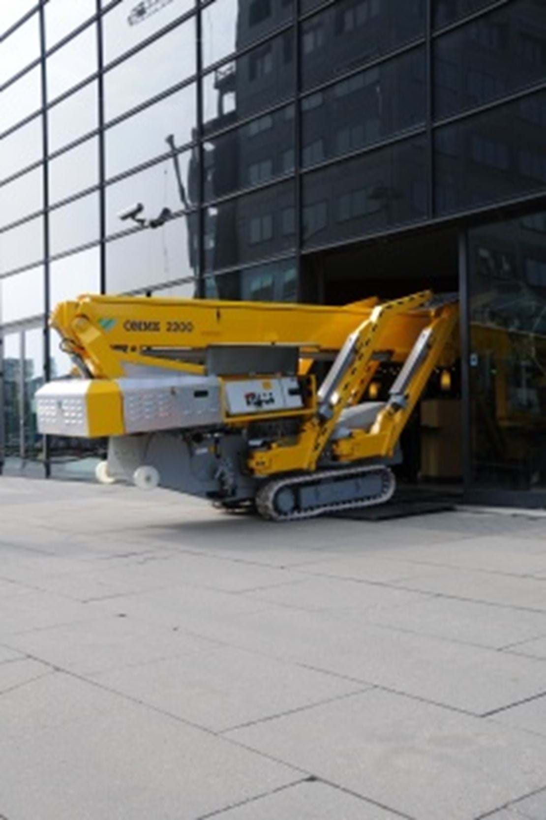 OMMELIFT type 2200R.jpg