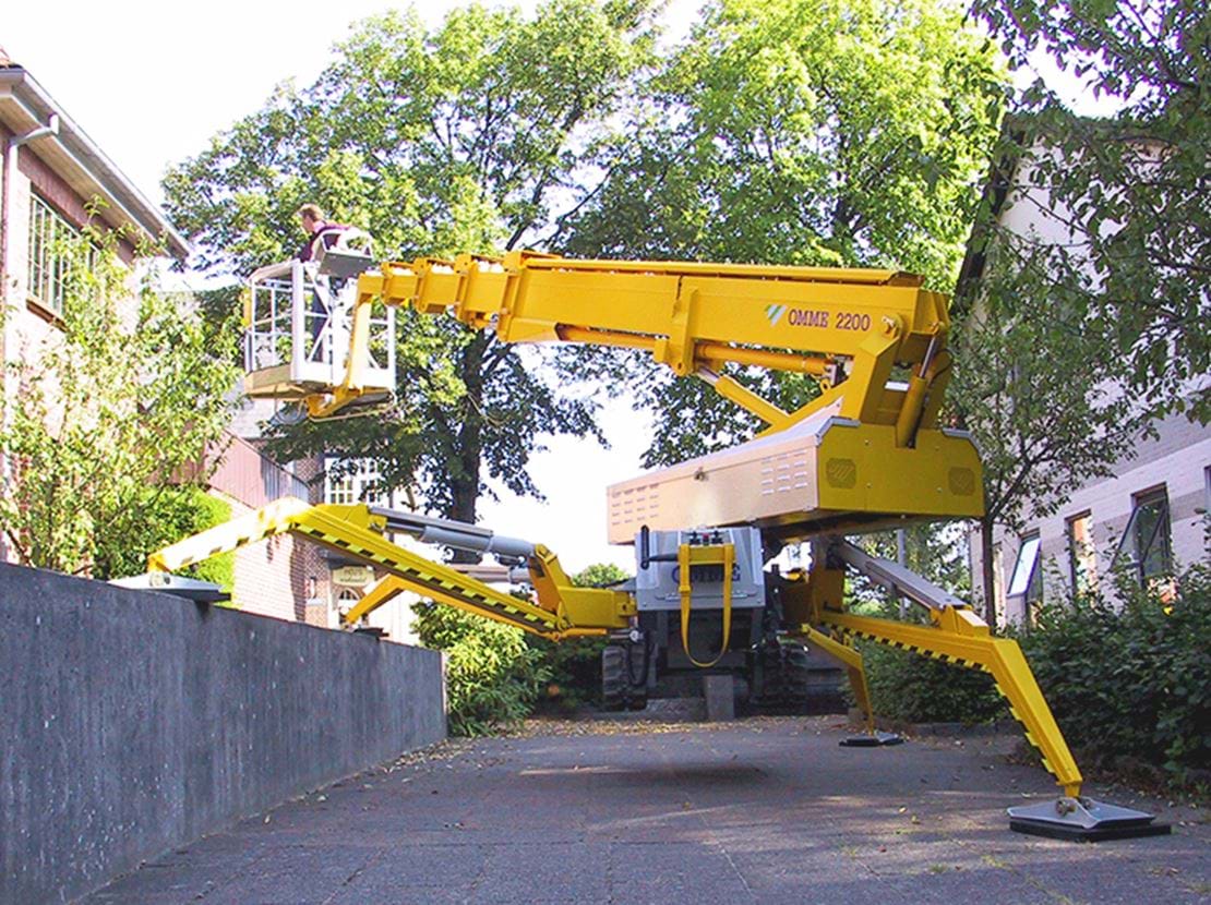 2200 R.jpg